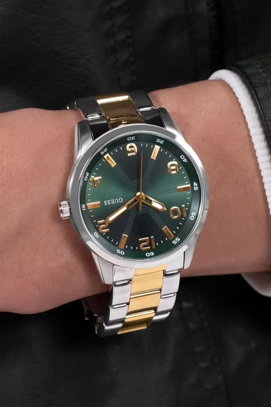 Guess Erkek Metalik Gri Kol Saati GUGW0804G4