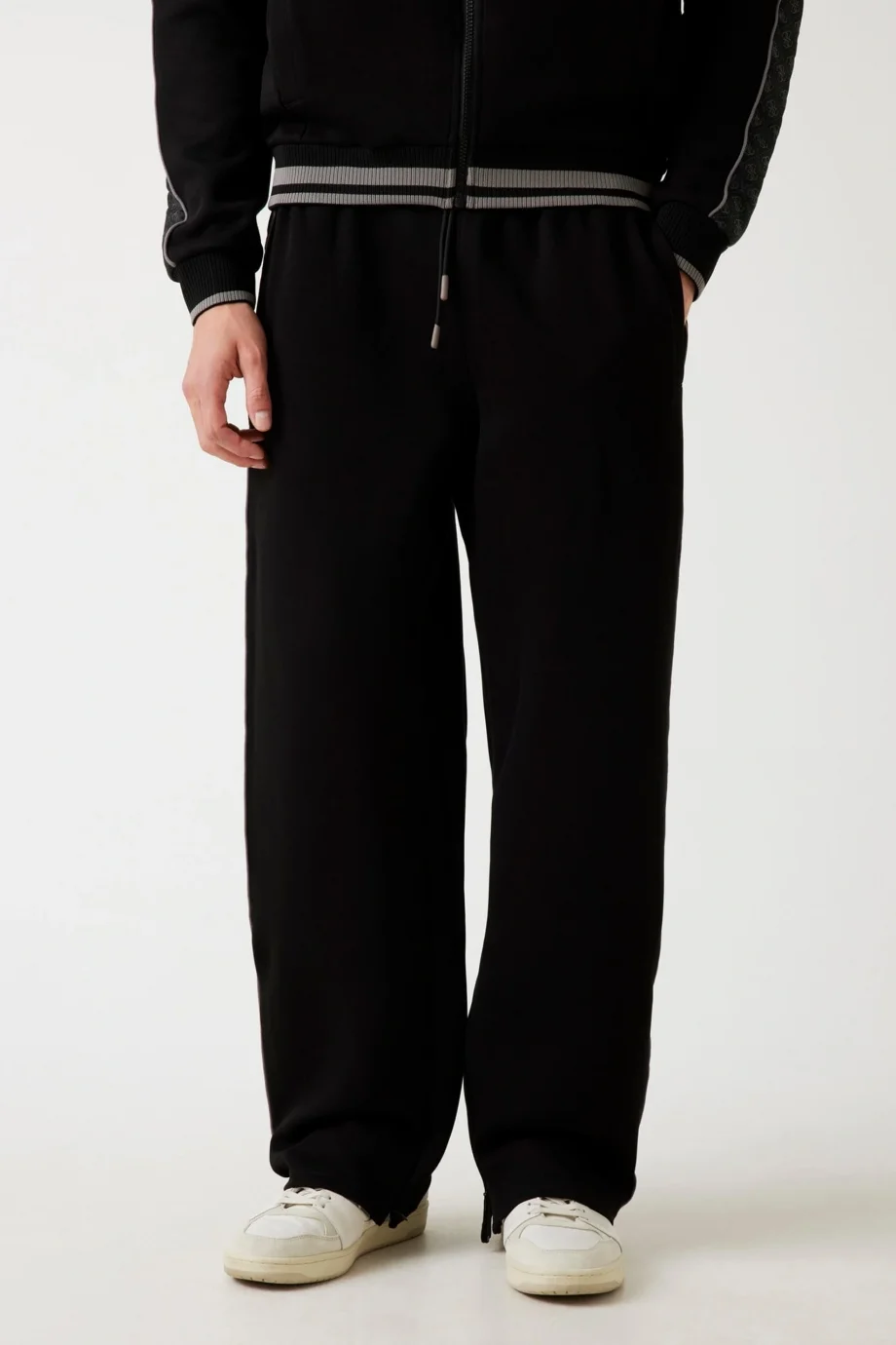 Guess Finlo Erkek Siyah Aktif Regular Fit Eşofman Altı Z5BB06KB3P2-JBLK