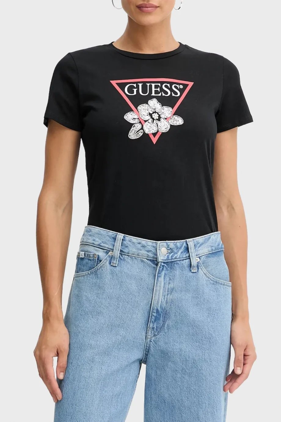 Guess Flower Kadın Siyah Regular Fit T-Shirt W5YI38I3Z14-JBLK