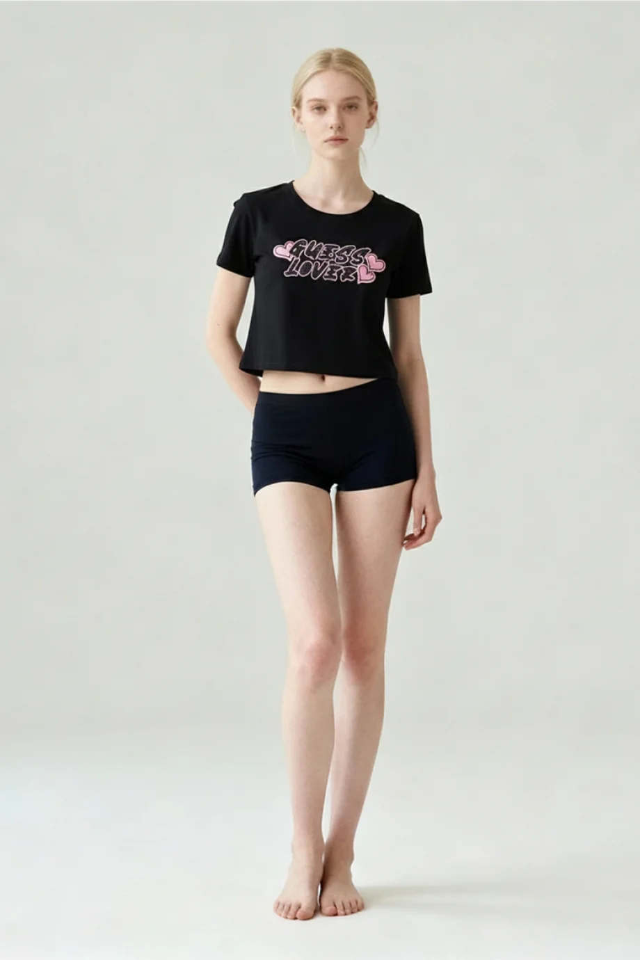 Guess Fosca Kadın Siyah Aktif Boxy Fit T-Shirt V5BI06J1314-JBLK