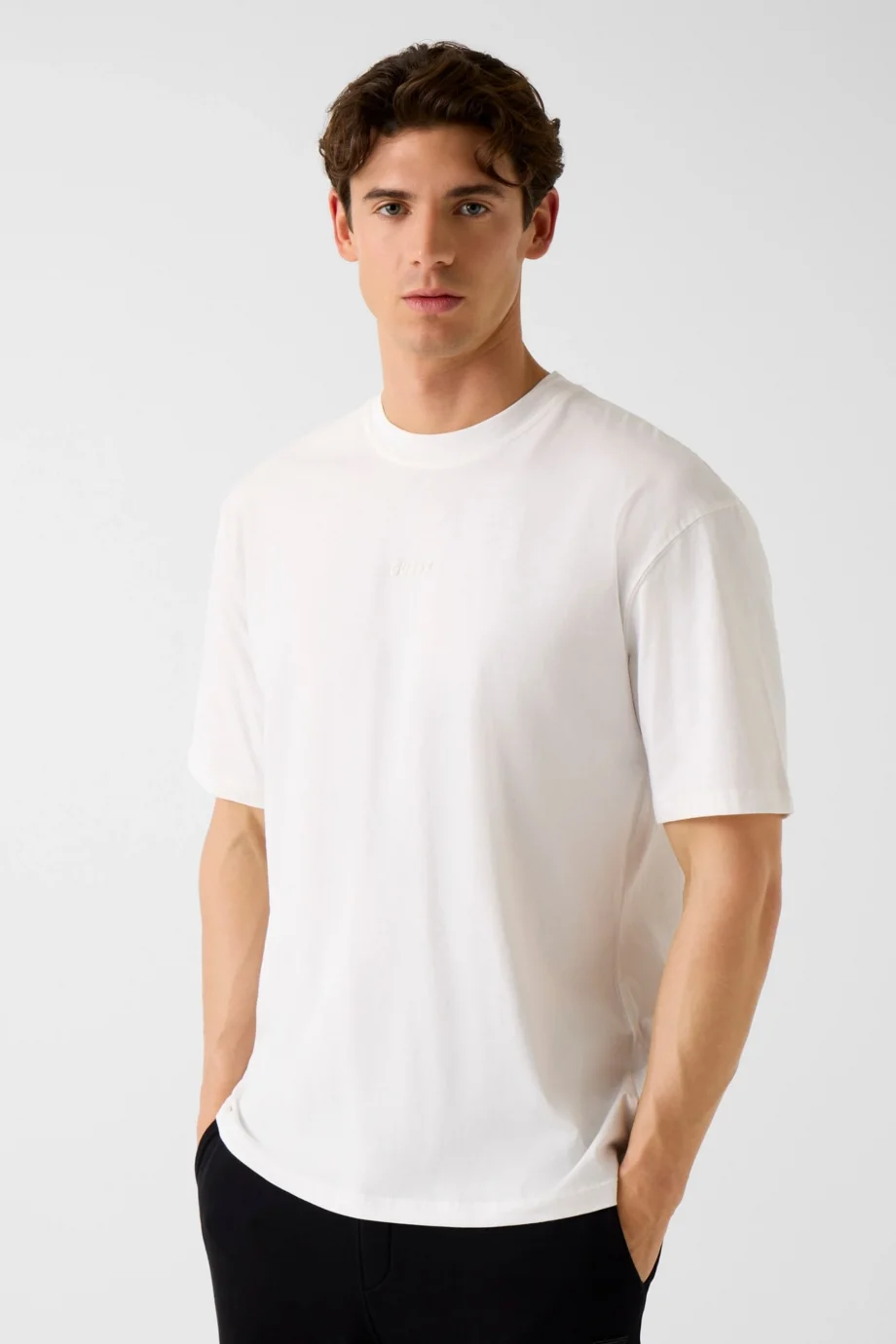 Guess Giano Bisiklet Yaka Kısa Kollu Erkek Beyaz T-shirt Z6RI16I3Z14-G018