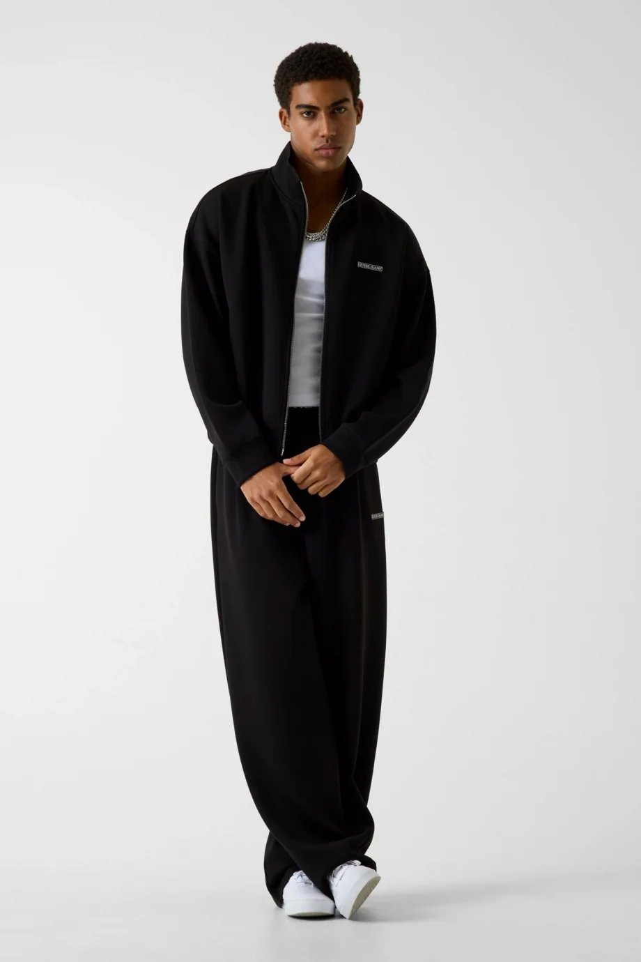 Guess GJ Scuba Tam Fermuarlı Dik Yaka Erkek Siyah Sweatshirt M6RQ28KD122-JBLK