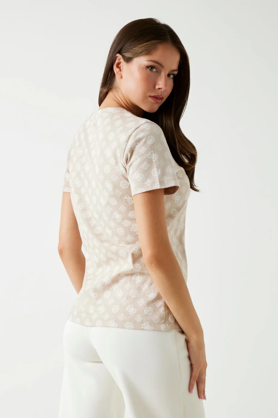 Guess Gloria Kadın Çok Renkli Aktif Regular Fit T-Shirt V5YI04I3Z14-P1MJ