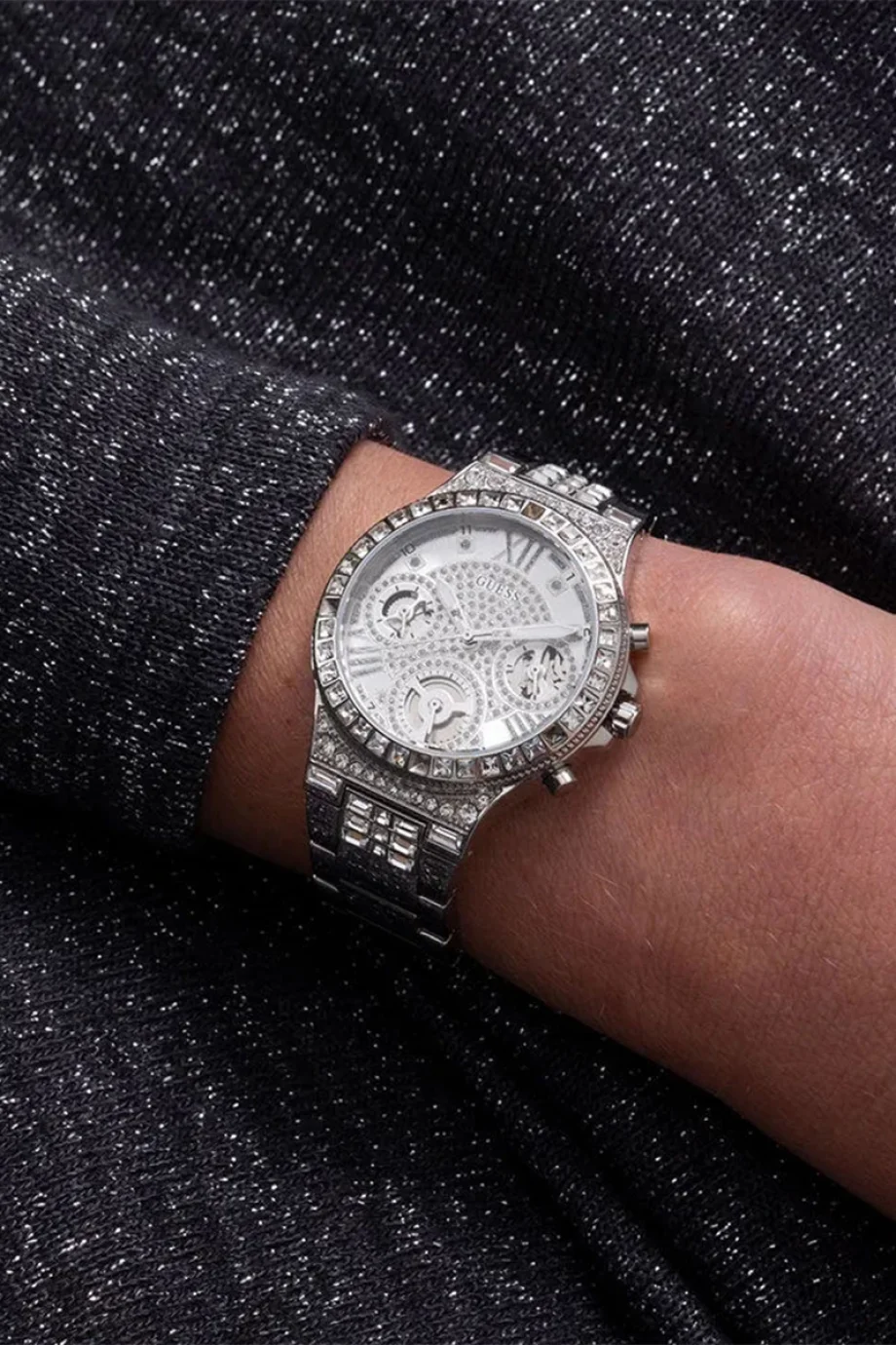 Guess Kadin Metalik Gri Kol Saati GUGW0320L1