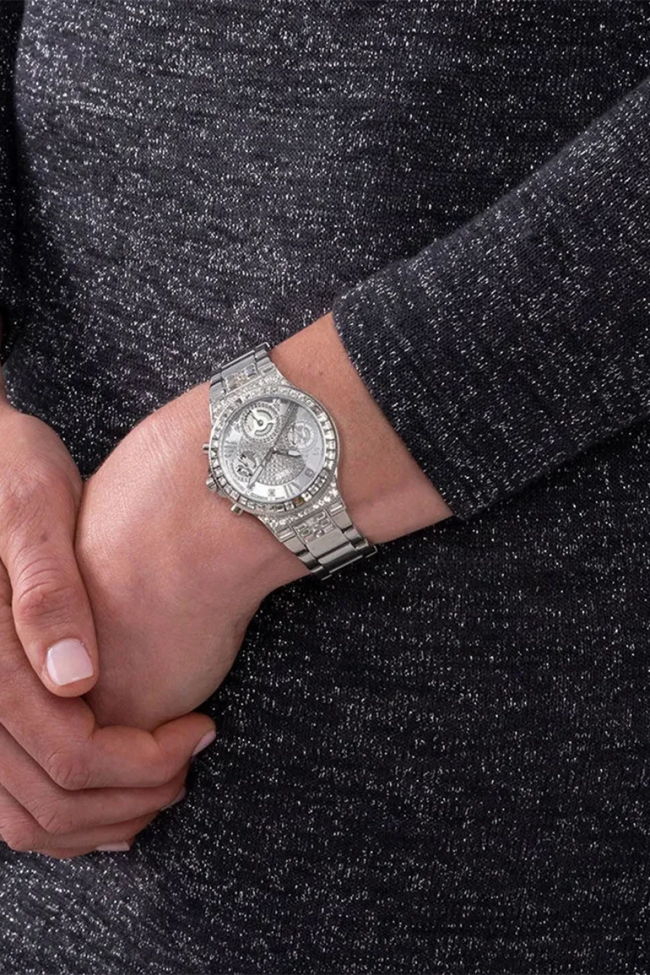 Guess Kadin Metalik Gri Kol Saati GUGW0320L1