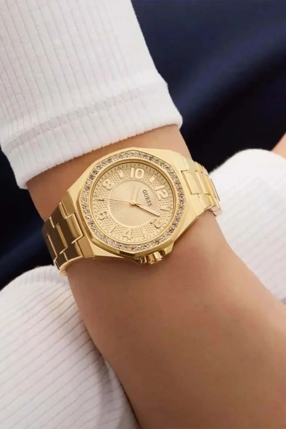 Guess Kadın  Kol Saati GUGW0877L2