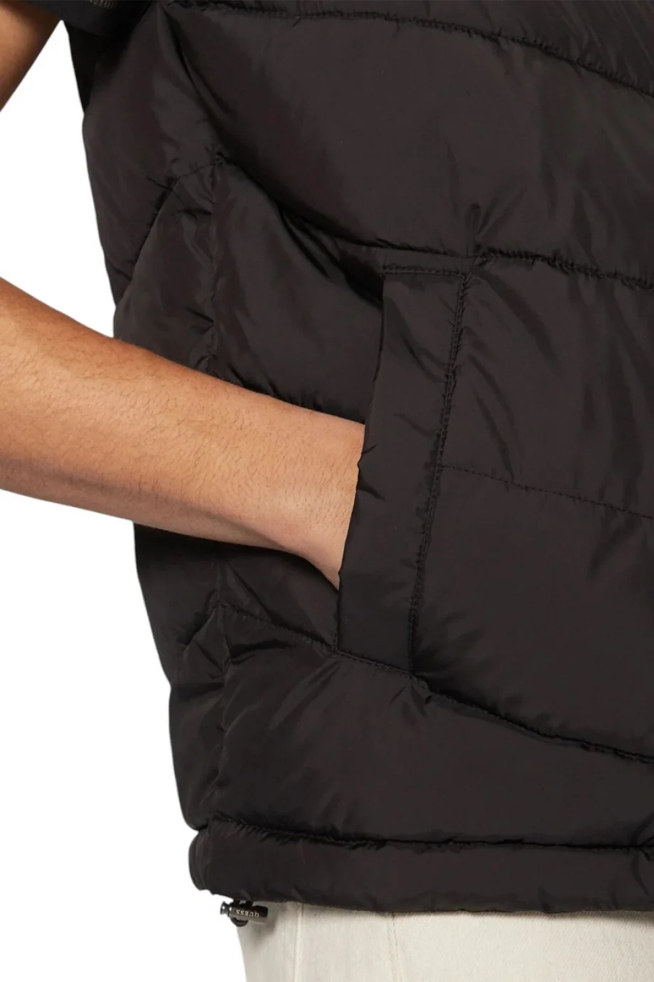 Guess Hafif Şişme Erkek Siyah Yelek M5RN21WCQA2-JBLK