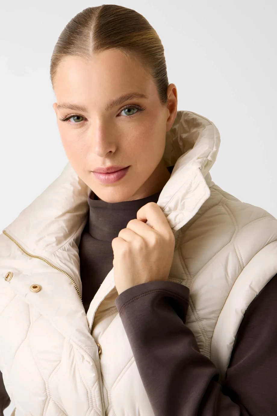 Guess Hilma Kolsuz Şişme Kadın Bej Yelek V6RN01WL832-G9L9