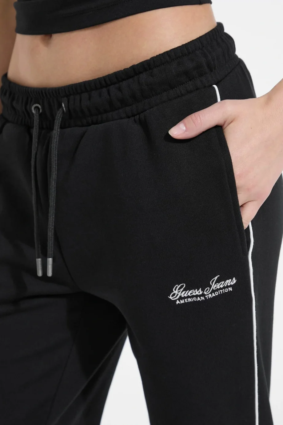 Guess Jeans Kadın Siyah Regular Fit Eşofman Altı W5YB32K68I4-JBLK