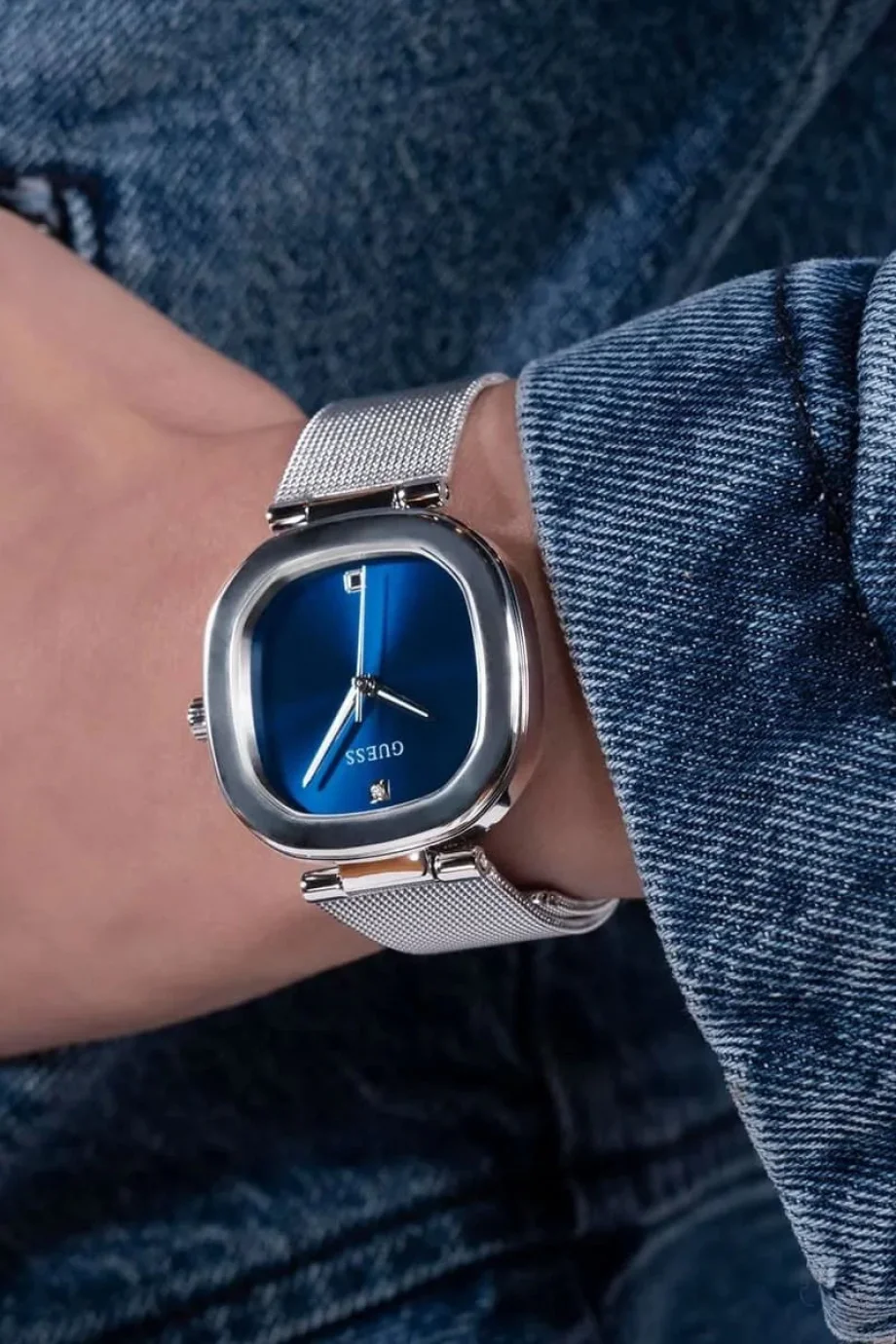 Guess Kadin Metalik Gri Kol Saati GUGW0768L1