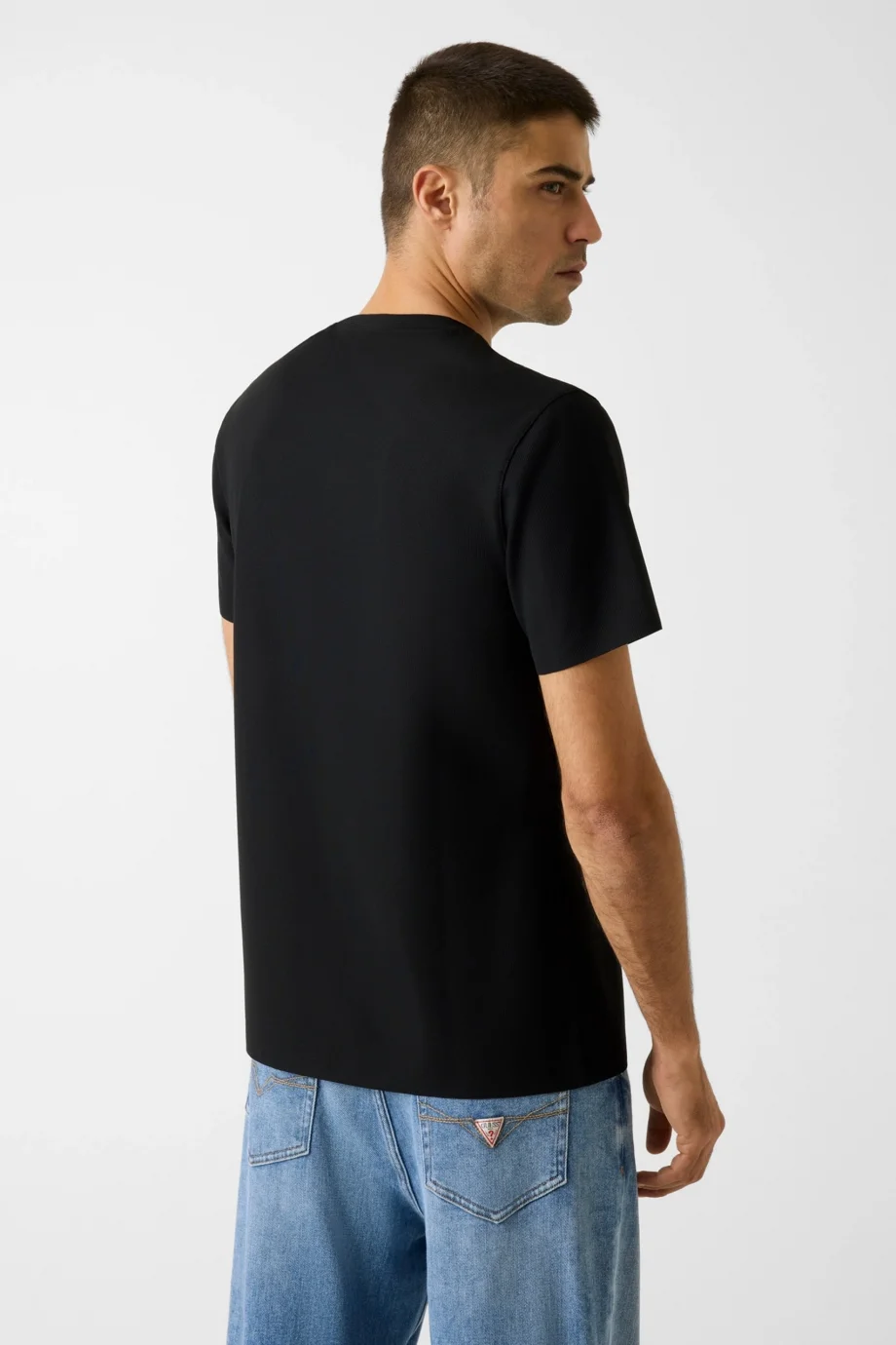 Guess Kısa Kollu Bisiklet Yaka Yeni Teknik Esnek Erkek Siyah T-shirt M6RI19KD202-JBLK