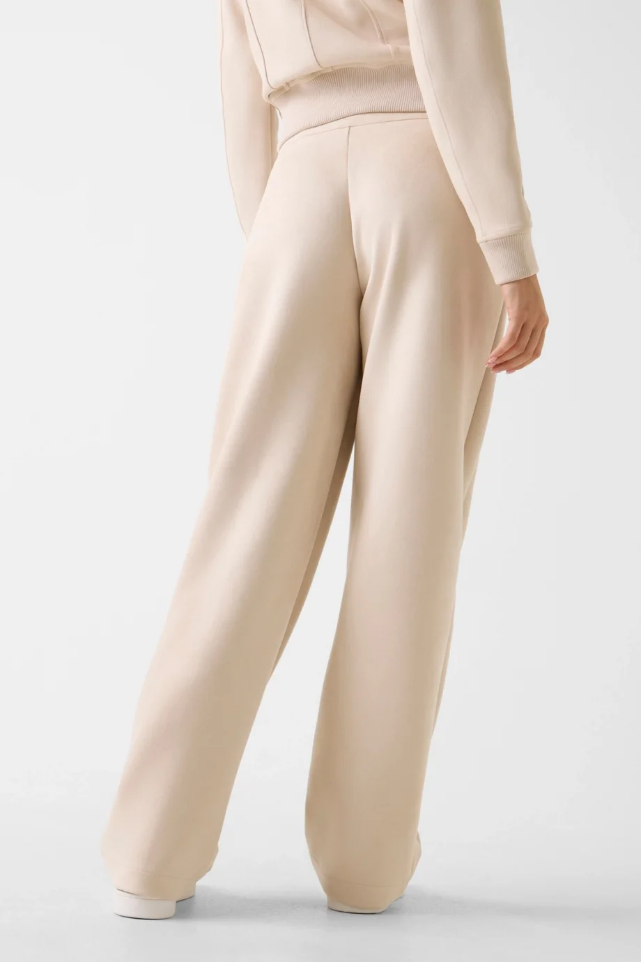 Guess Lia Düz Paça Kadın Çok Renkli Eşofman Altı V6RB04KCJY2-G1FV