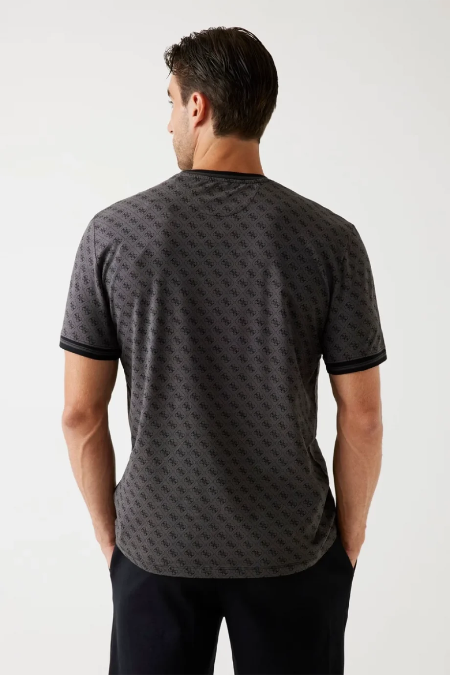 Guess Marshall Erkek Siyah Aktif Regular Fit T-Shirt Z2YI05J1314-P9NP