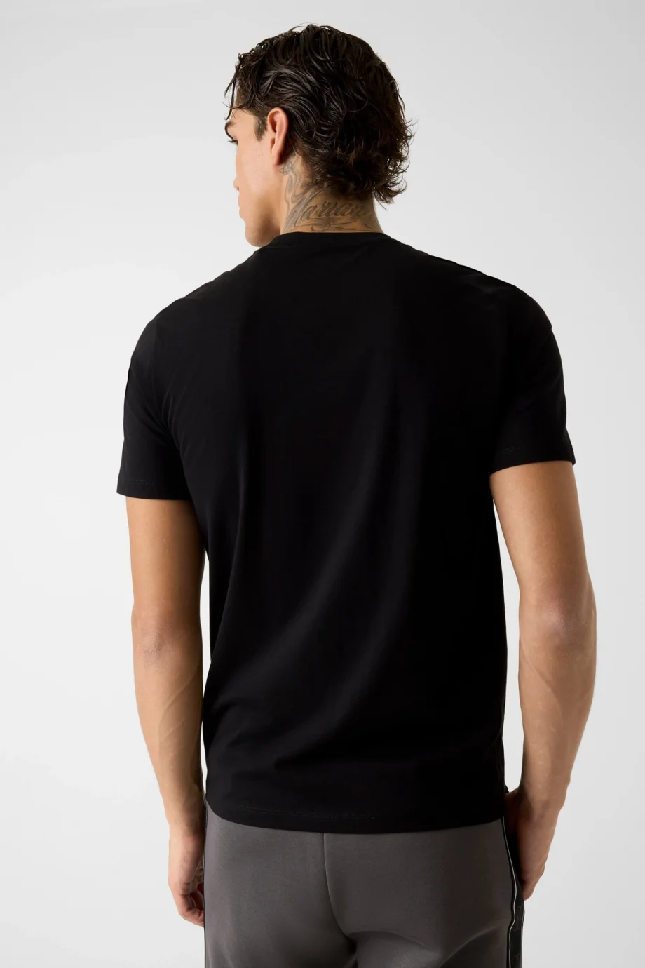 Guess Maska Bisiklet Yaka Kısa Kollu Erkek Siyah T-shirt Z6RI15I3Z14-JBLK