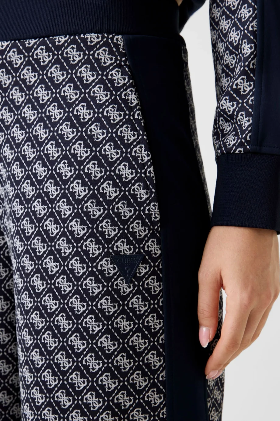 Guess Maya 4G Geniş Paça Kadın Lacivert Eşofman Altı V6RB09K2042-FJBB