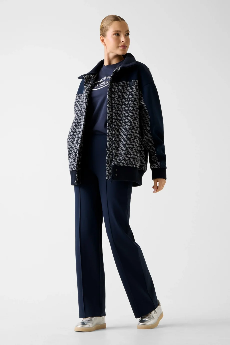 Guess Maya 4G Tam Fermuarlı Kadın Lacivert Ceket V6RL08K2042-FJBB