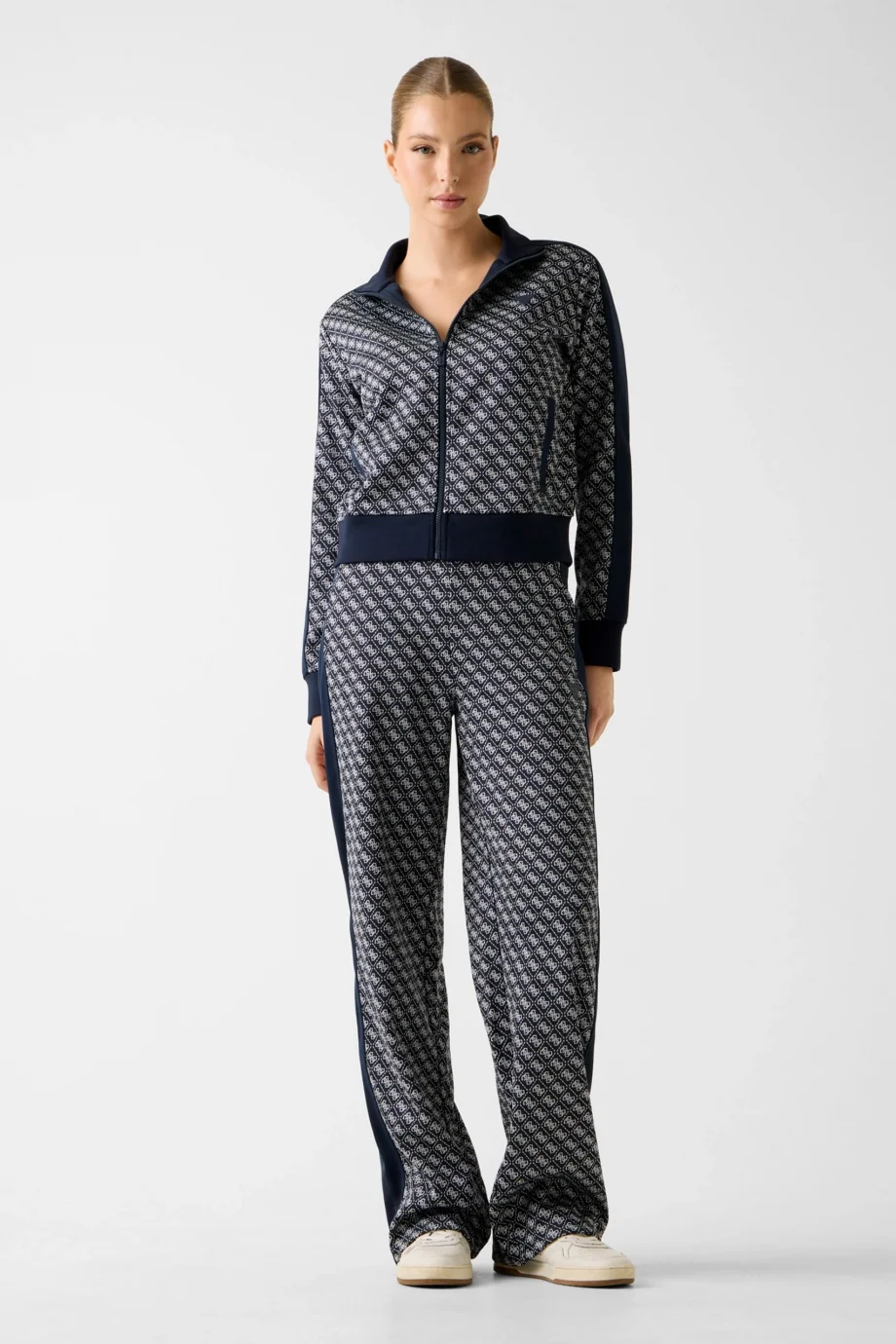 Guess Maya 4G Tam Fermuarlı Kadın Lacivert  Eşofman Üstü  V6RQ08K2042-FJBB