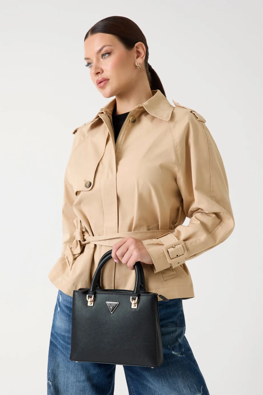 Guess Noelle II Küçük Çok Fonksiyonlu Kadın Siyah El Çantası HWZG9672050-BLA