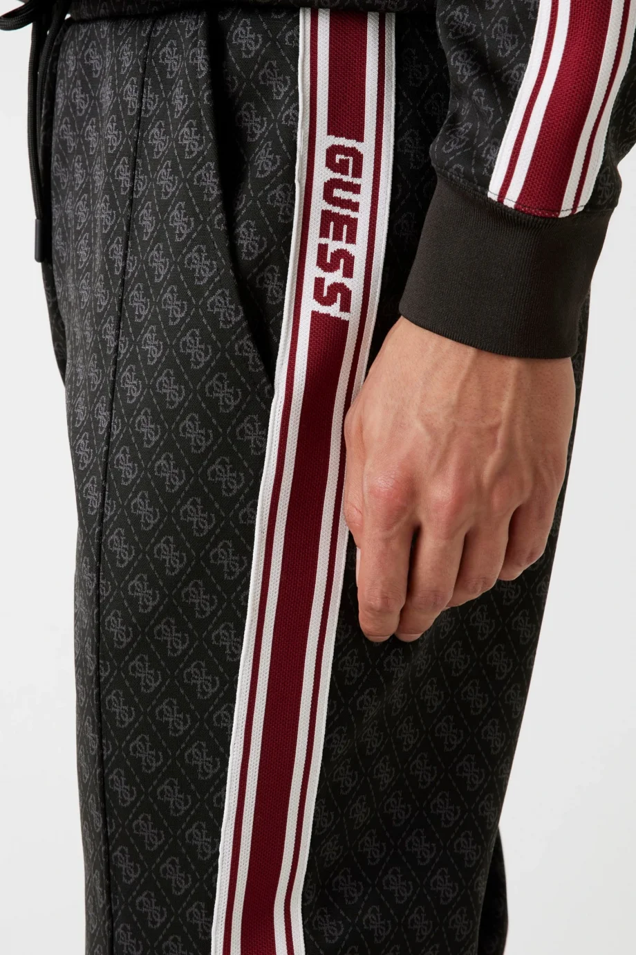 Guess Parimo Erkek Çok Renkli Aktif Regular Fit Eşofman Altı Z5BB07K2042-FJ9N