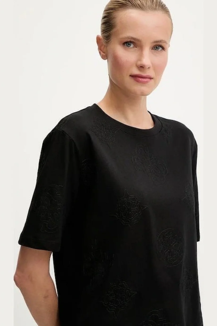 Guess Peony Kadın Çok Renkli Aktif Boxy Fit T-Shirt V5YI10I3Z14-FJ8K