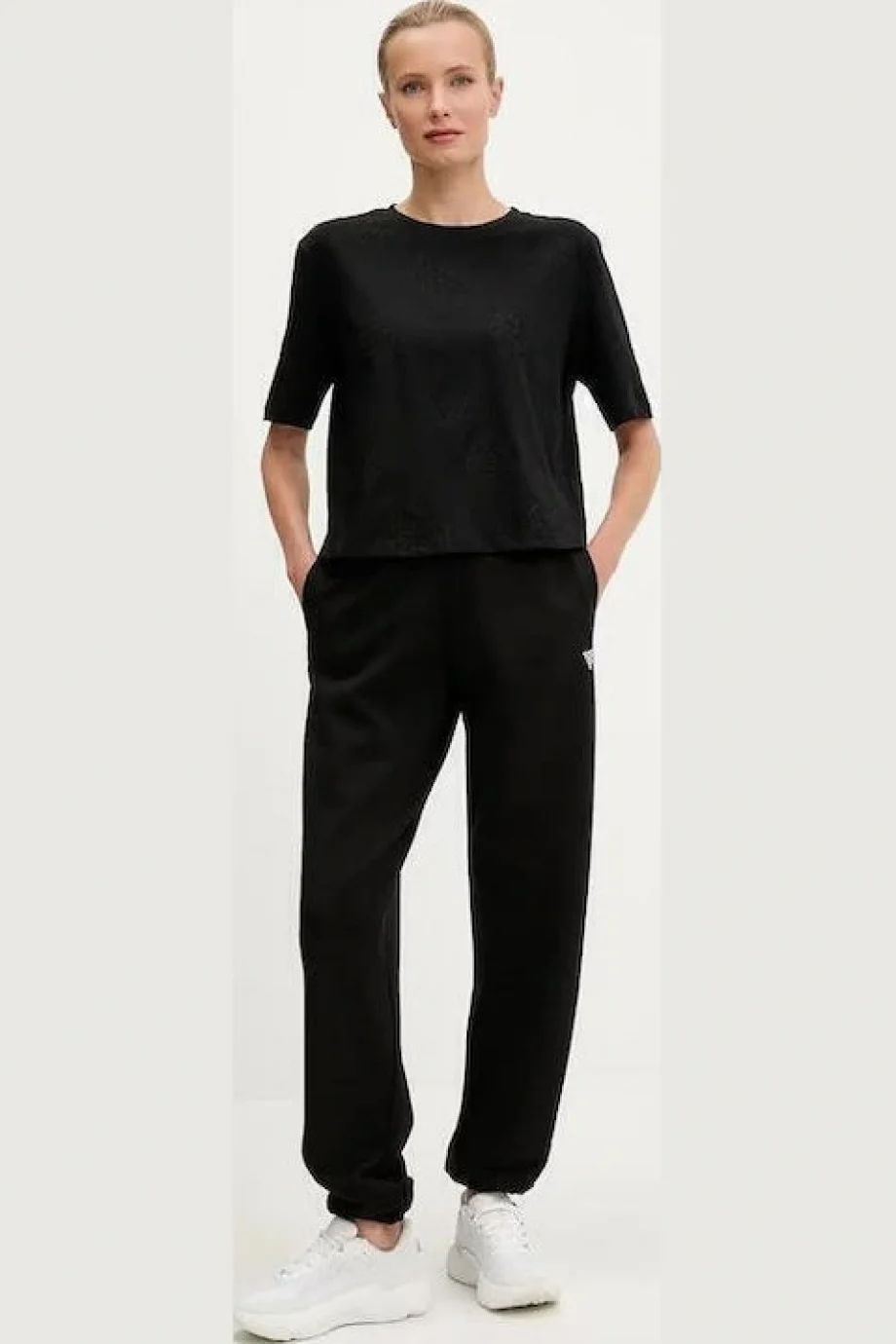 Guess Peony Kadın Çok Renkli Aktif Boxy Fit T-Shirt V5YI10I3Z14-FJ8K