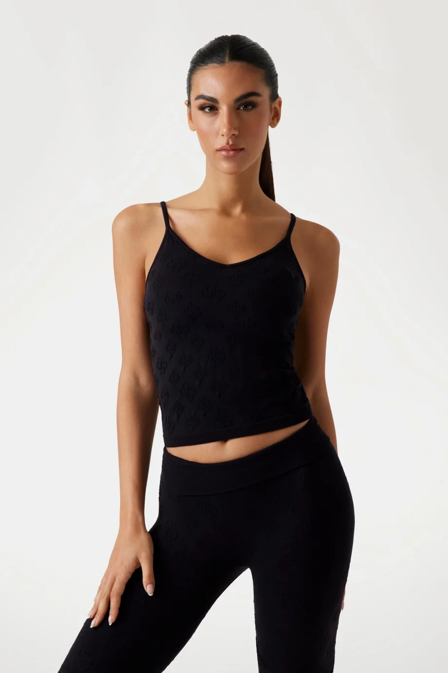 Guess Peony Kadın Siyah Aktif Top V5YP05Z3OA0-FJ8B