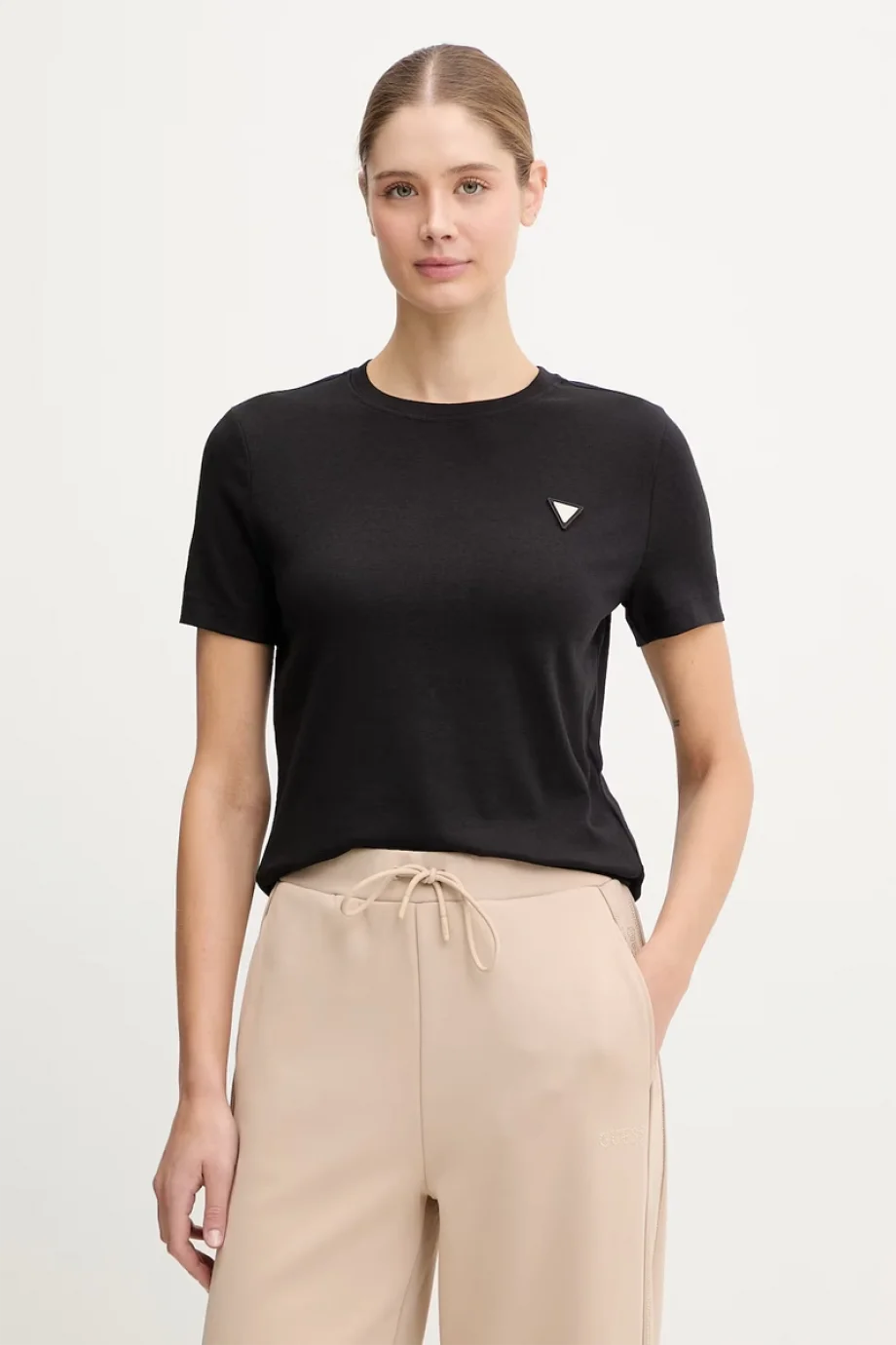 Guess Sonia Bisiklet Yaka Kısa Kollu Kadın Siyah T-shirt V6RI17KD741-JBLK