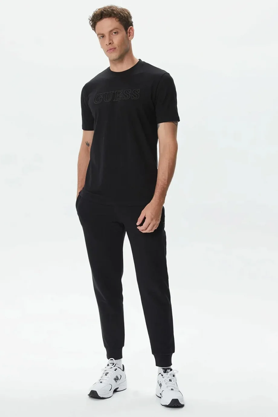 Guess Alphy Erkek Siyah Aktif Regular Fit T-Shirt Z2YI11J1314-JBLK