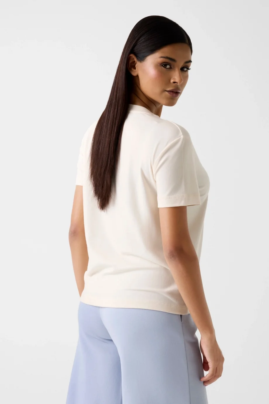 Guess Steffi Bisiklet Yaka Kısa Kollu Kadın Beyaz T-shirt V6RI13KD772-G1O6