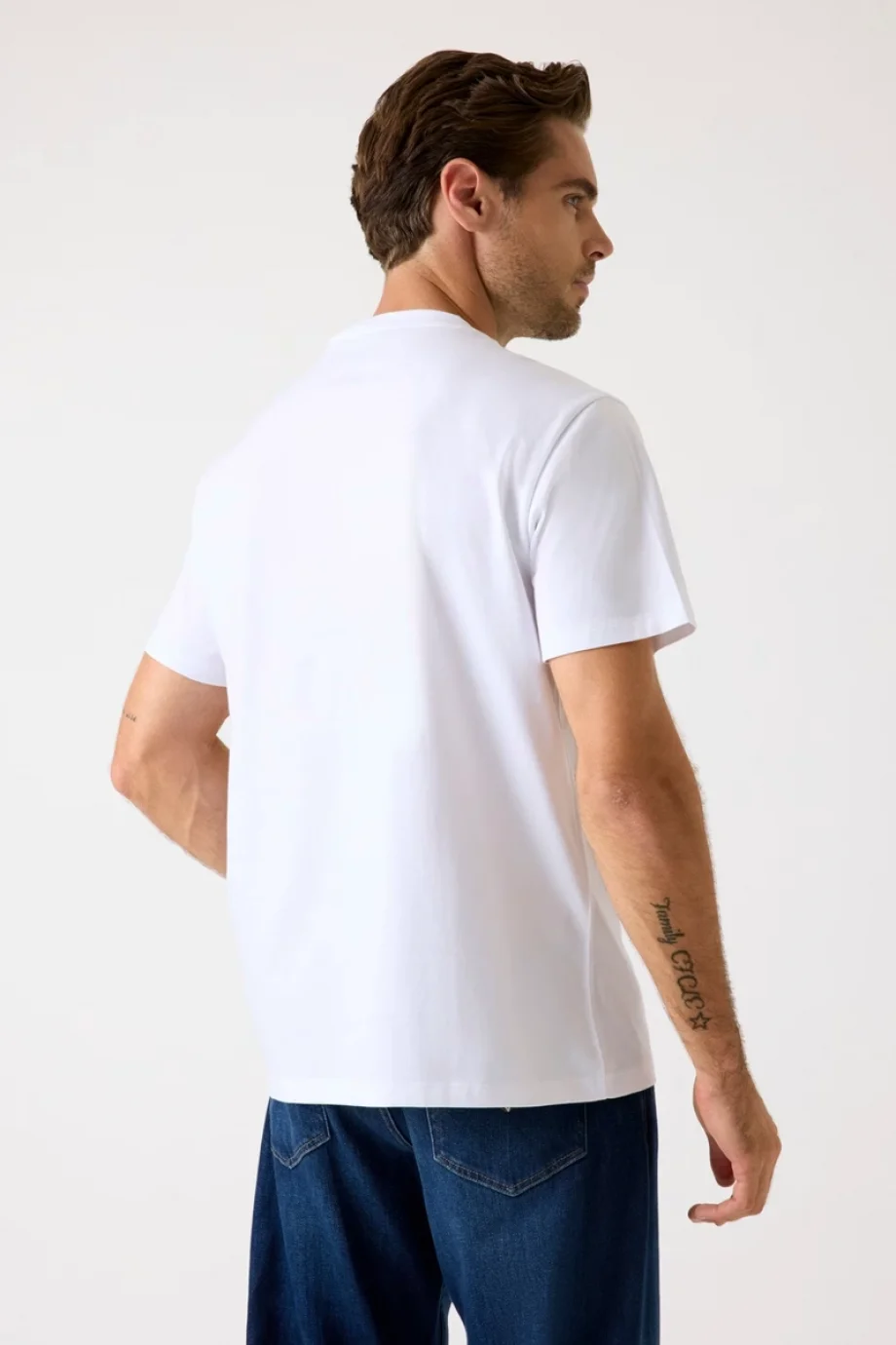 Guess Tee Erkek Beyaz Regular Fit T-Shirt M5BI15K8FQ4-G011