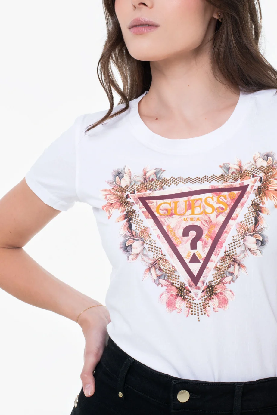 Guess Triangle Kadın Beyaz Slim Fit T-Shirt W5YI08J1314-G011