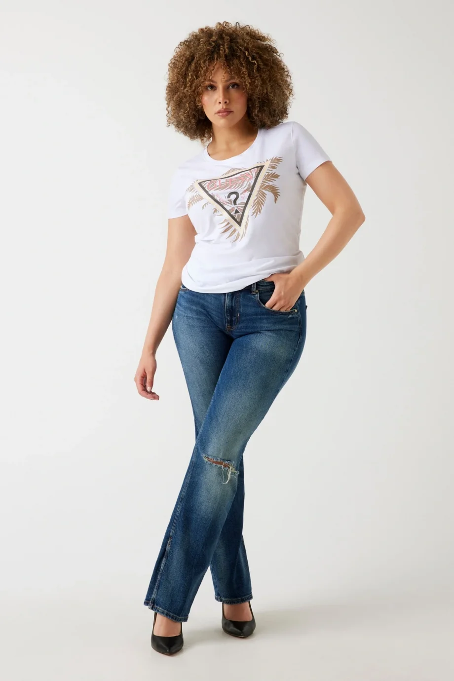 Guess Triangle Kadın Beyaz Slim Fit T-Shirt W5YI13J1314-G011