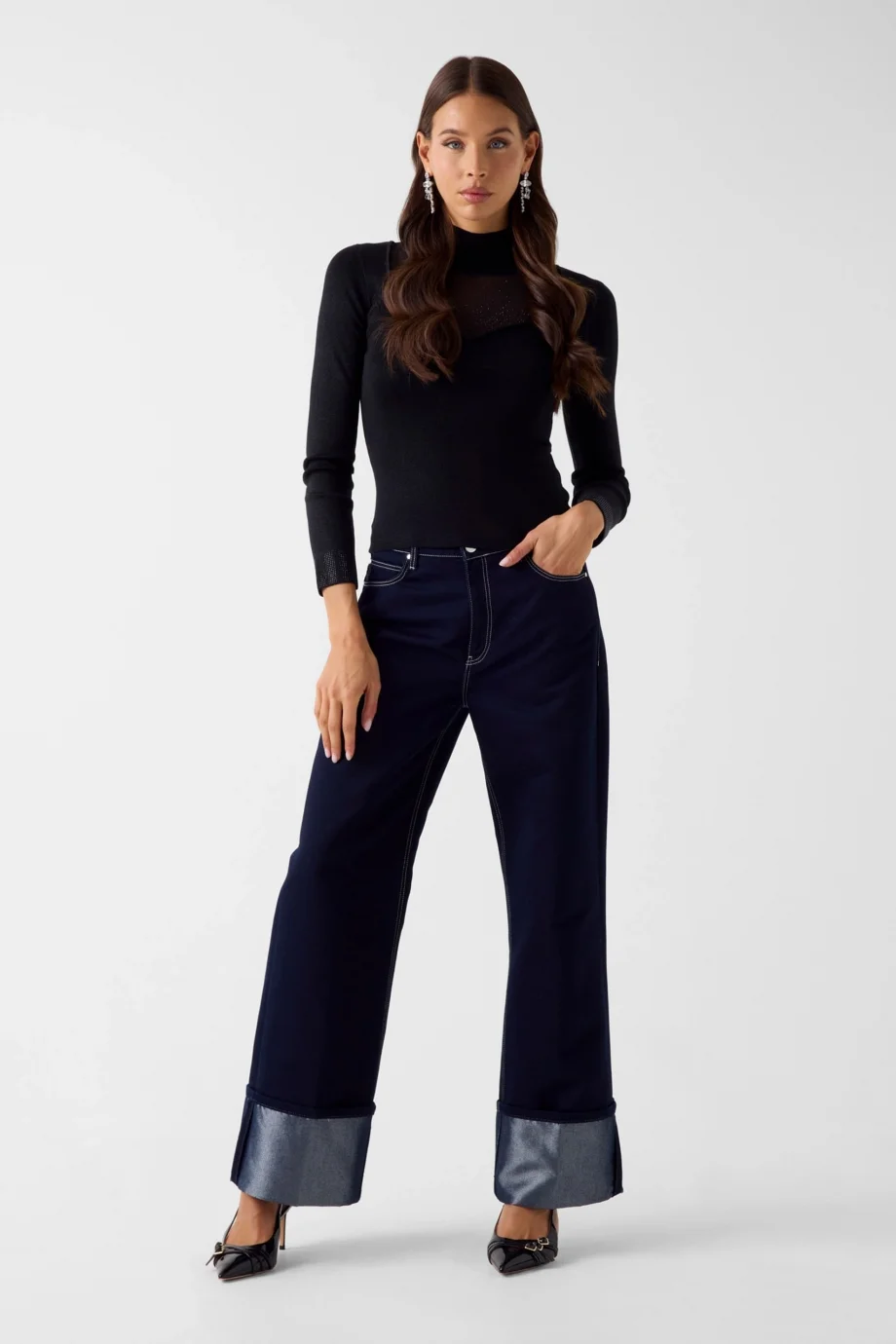 Guess Uzun Kollu Dik Yaka Lucy Taş İşlemeli Triko Kadın Siyah Triko W6RR45Z4842-JBLK