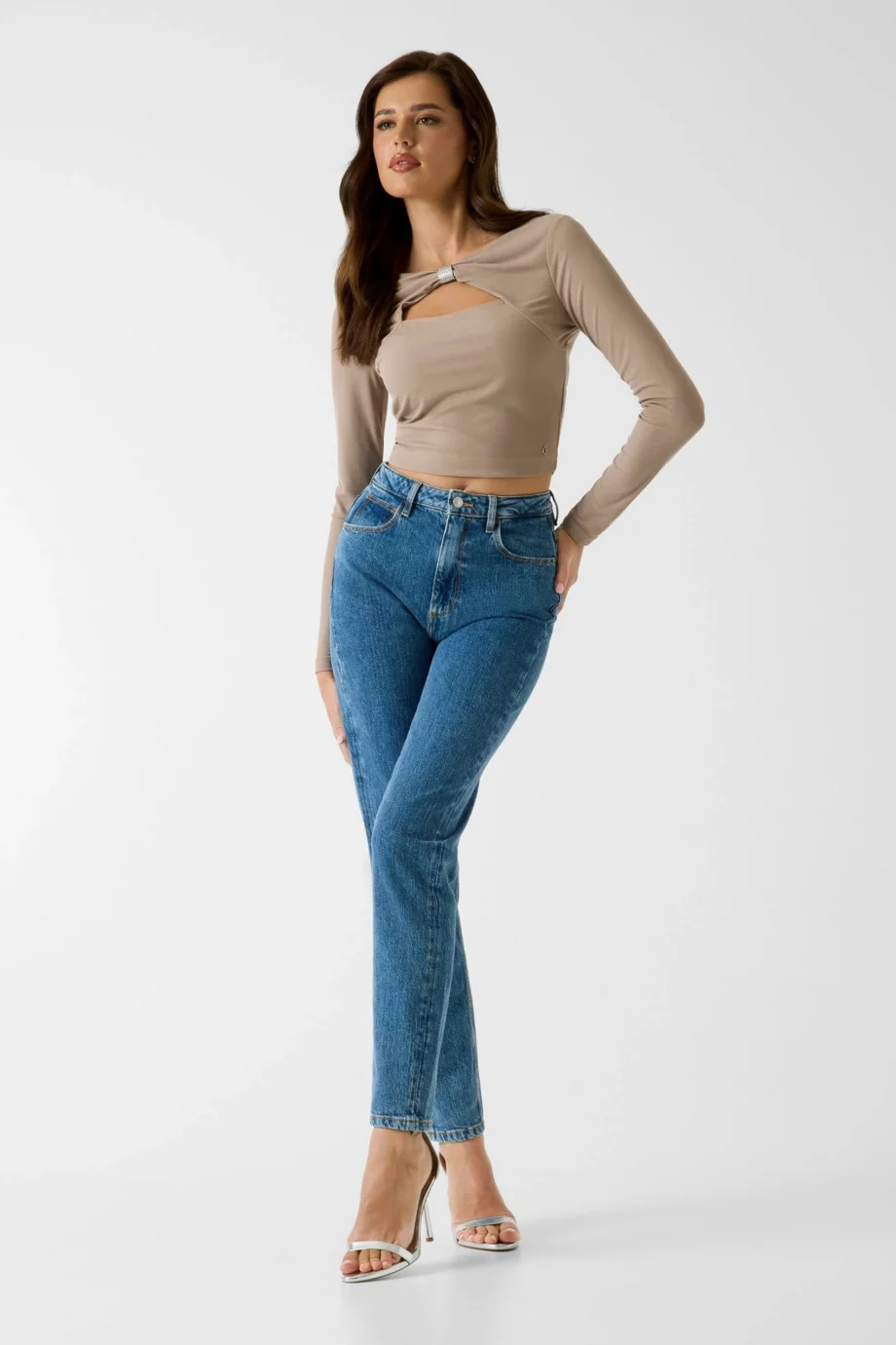 Guess Uzun Kollu Milena Önü Fiyonklu Kadın Bej Top W6RP11KAQL2-A10L