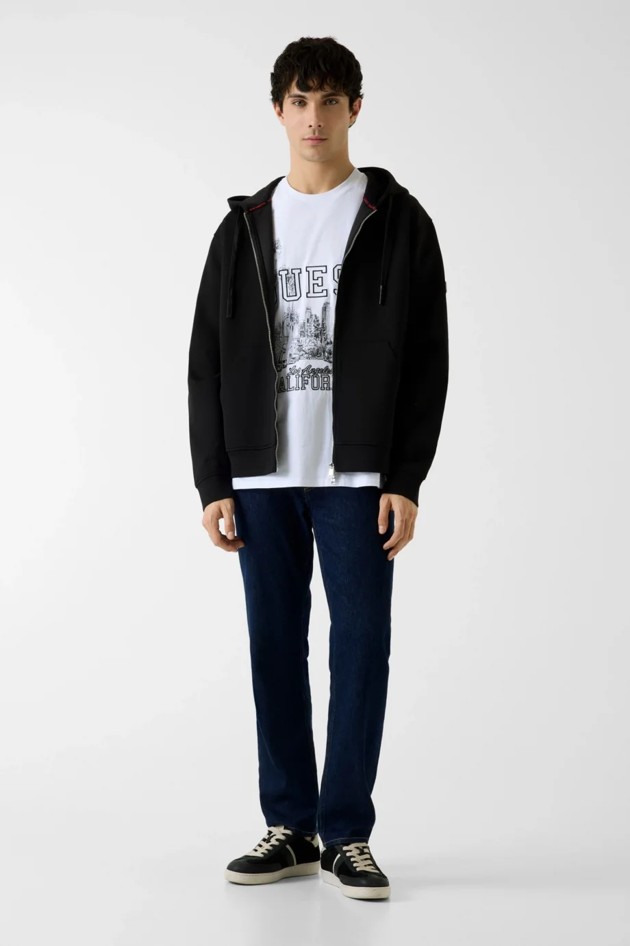 Guess Uzun Kollu Yeni Teknik Esnek Fermuarlı Kapüşonlu Erkek Siyah  Eşofman Üstü  M6RQ05KD132-JBLK