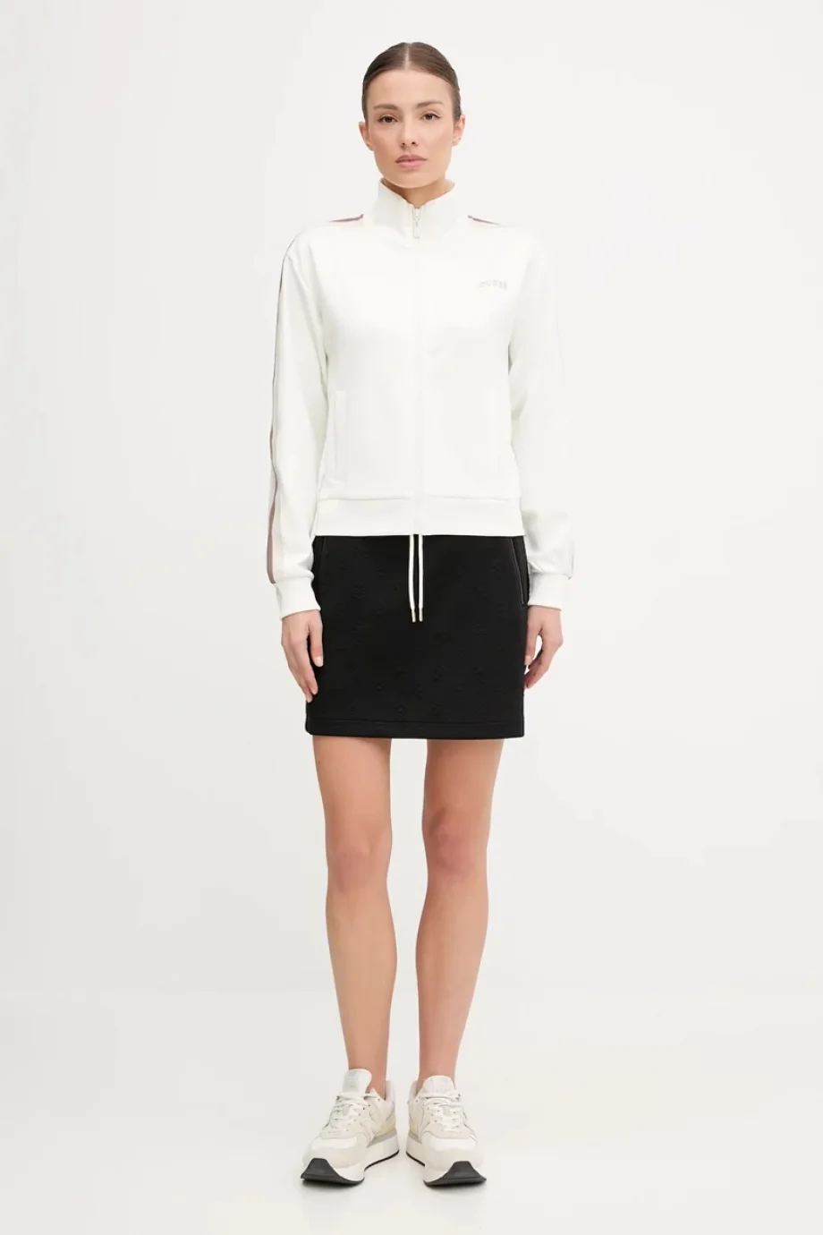 Guess Yarrow Kadın Krem Aktif Scuba  Eşofman  Üstü V5GQ18KCRU2-A10F