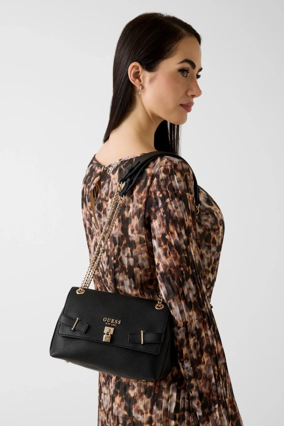 Guess Yesba Dönüştürülebilir Çapraz Askılı Kadın Siyah Omuz Çantası HWBG7833210-BLA