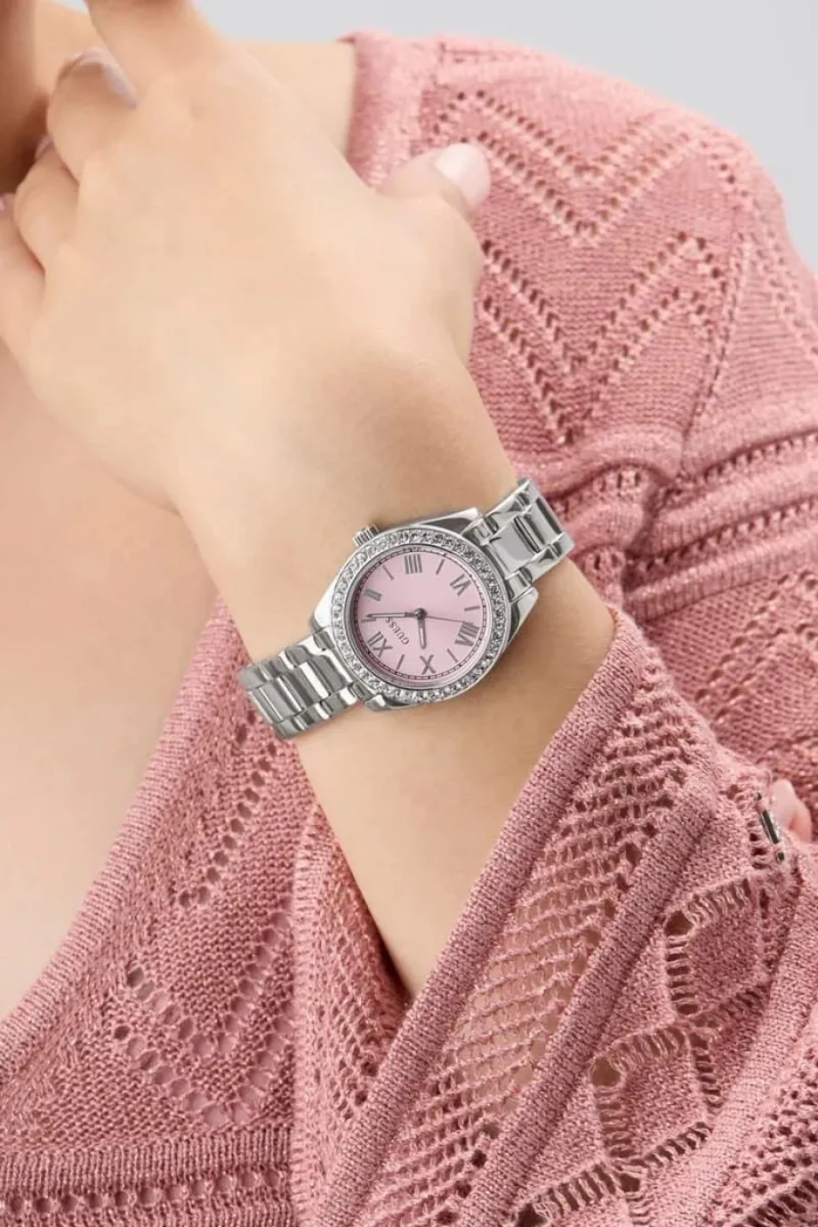 Guess Kadın  Kol Saati GUGW0841L4