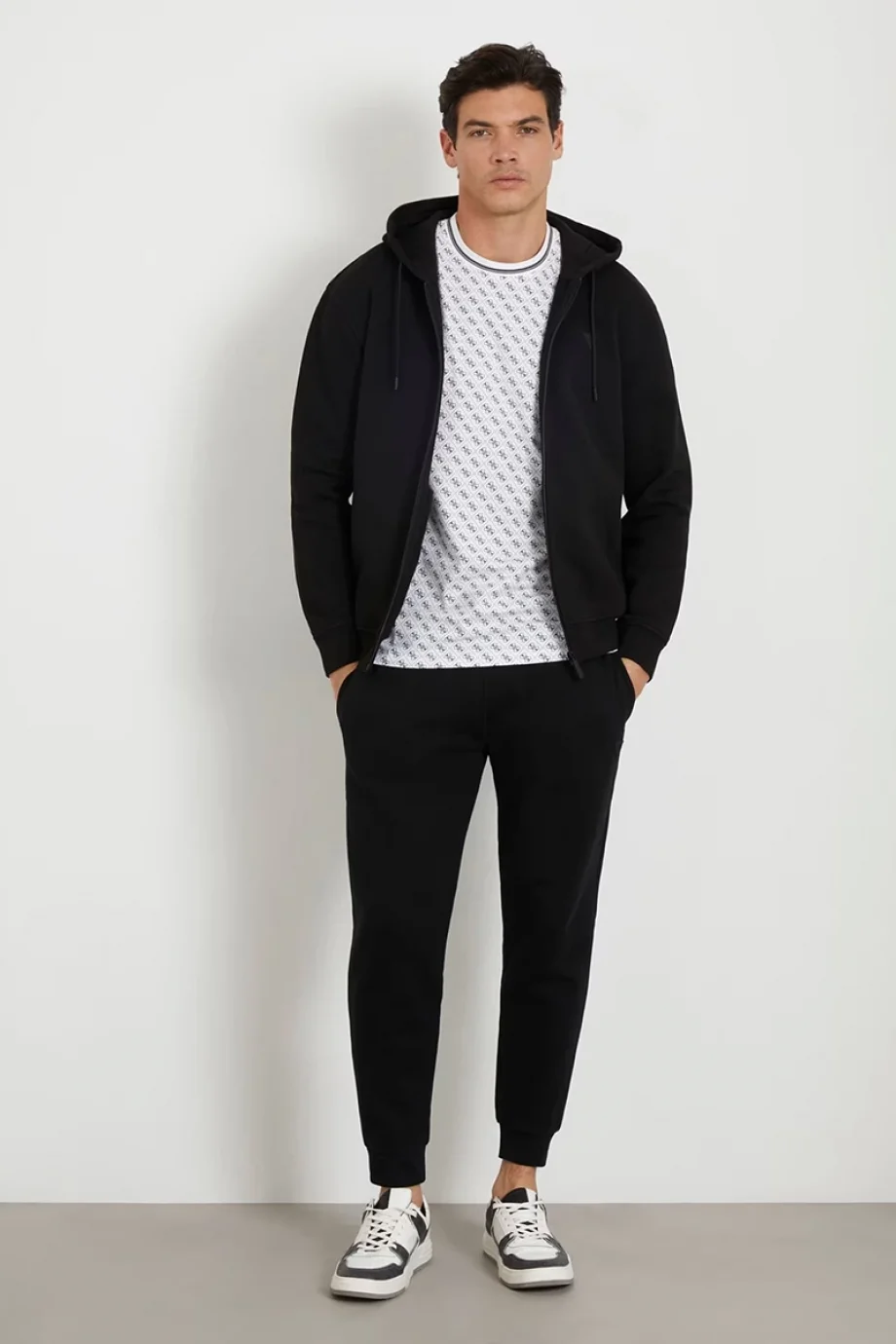 Guess Marshall Erkek Beyaz Aktif Regular Fit T-Shirt Z2YI05J1314-P084