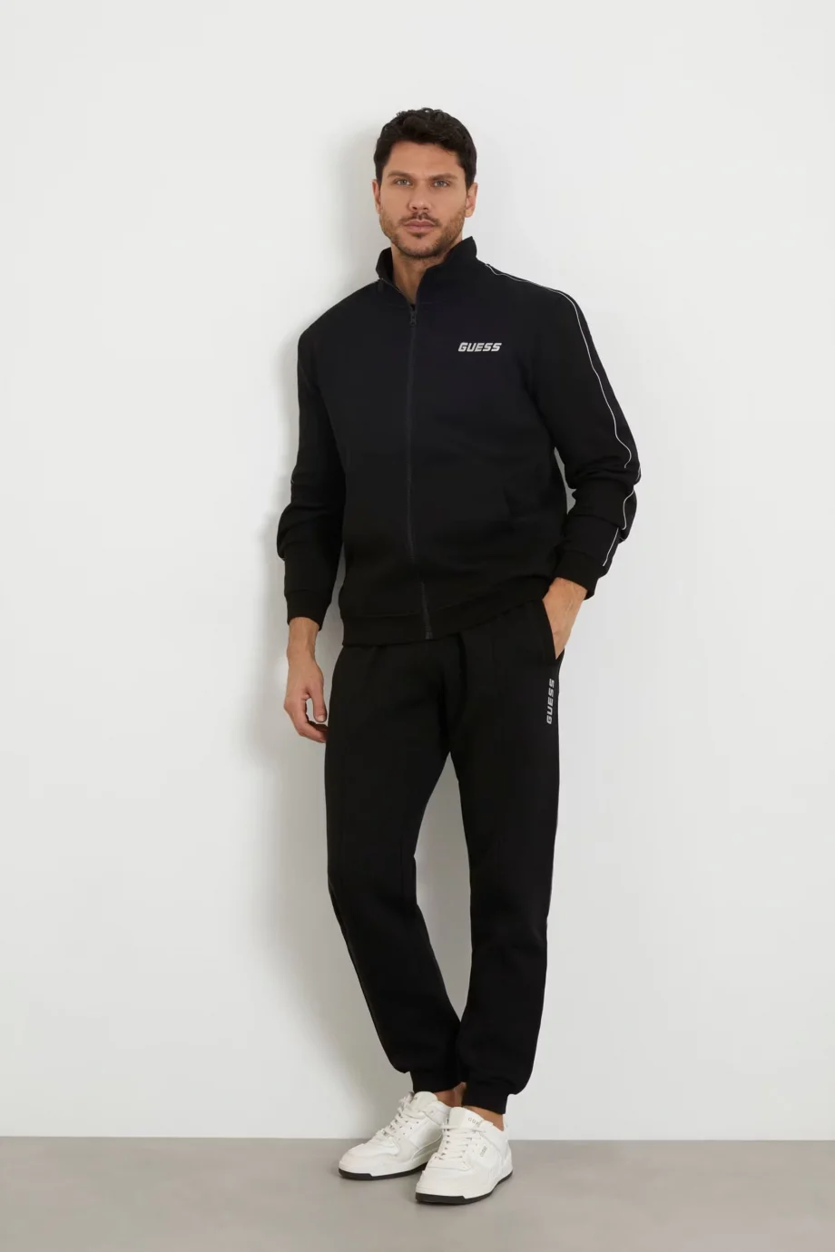 Guess Mickey Erkek Aktif Sweatshirt