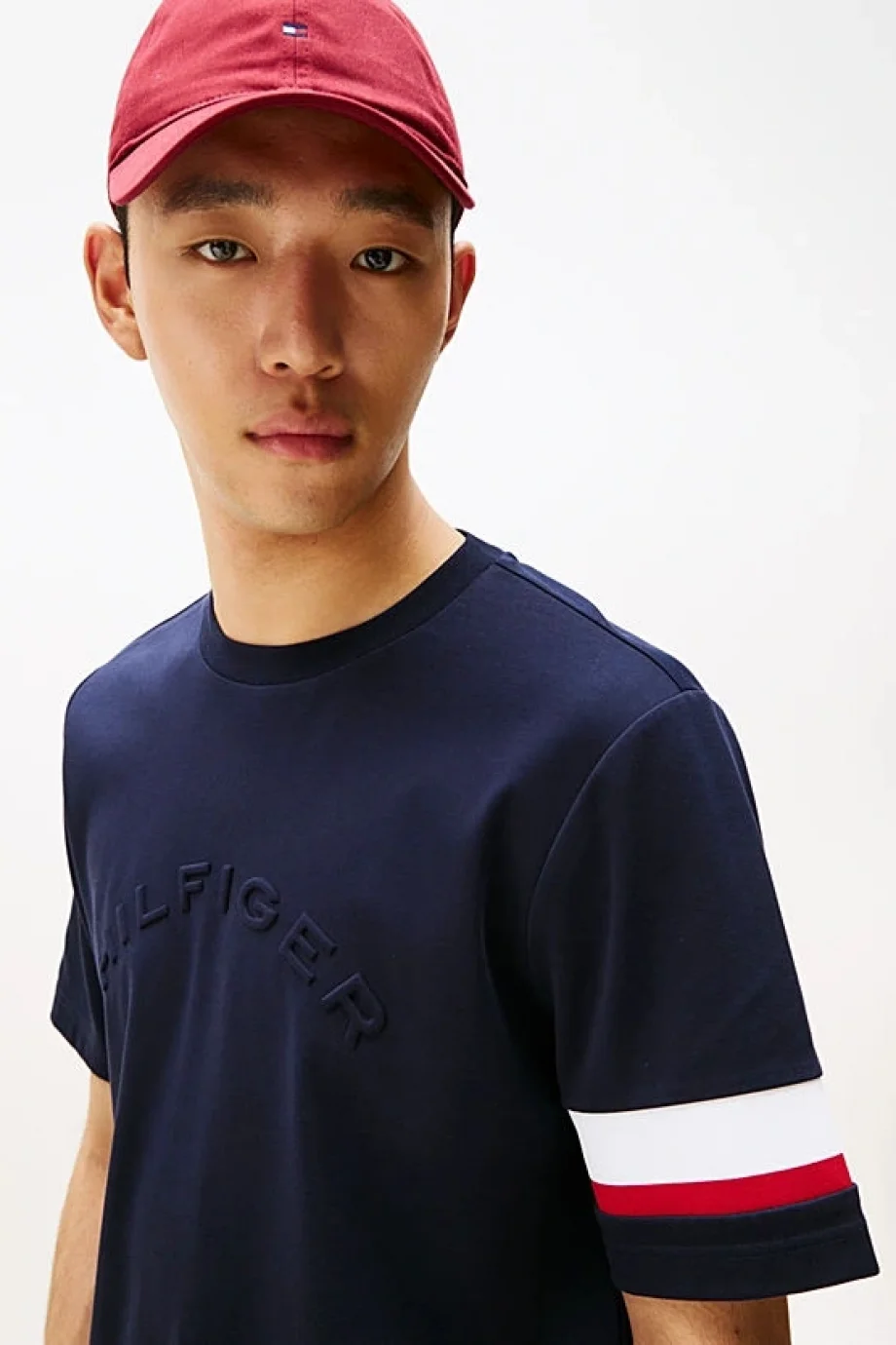 Tommy Hilfiger İkonik Renk Bloklu Eklemeli Erkek Mavi T-shirt MW0MW40018DW5