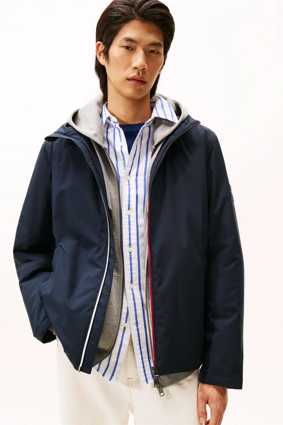 Tommy Hilfiger İkonik Renk Bloklu Kapüşonlu Erkek Mavi Ceket MW0MW41082DW5