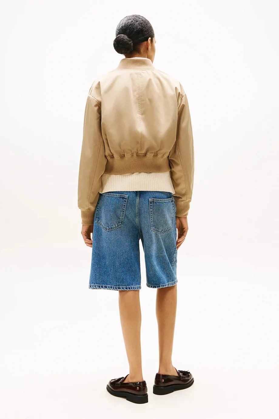 Tommy Hilfiger Kadın Naylon Normal Kesim Kısa Bej Bomber  Ceket WW0WW45634AEH