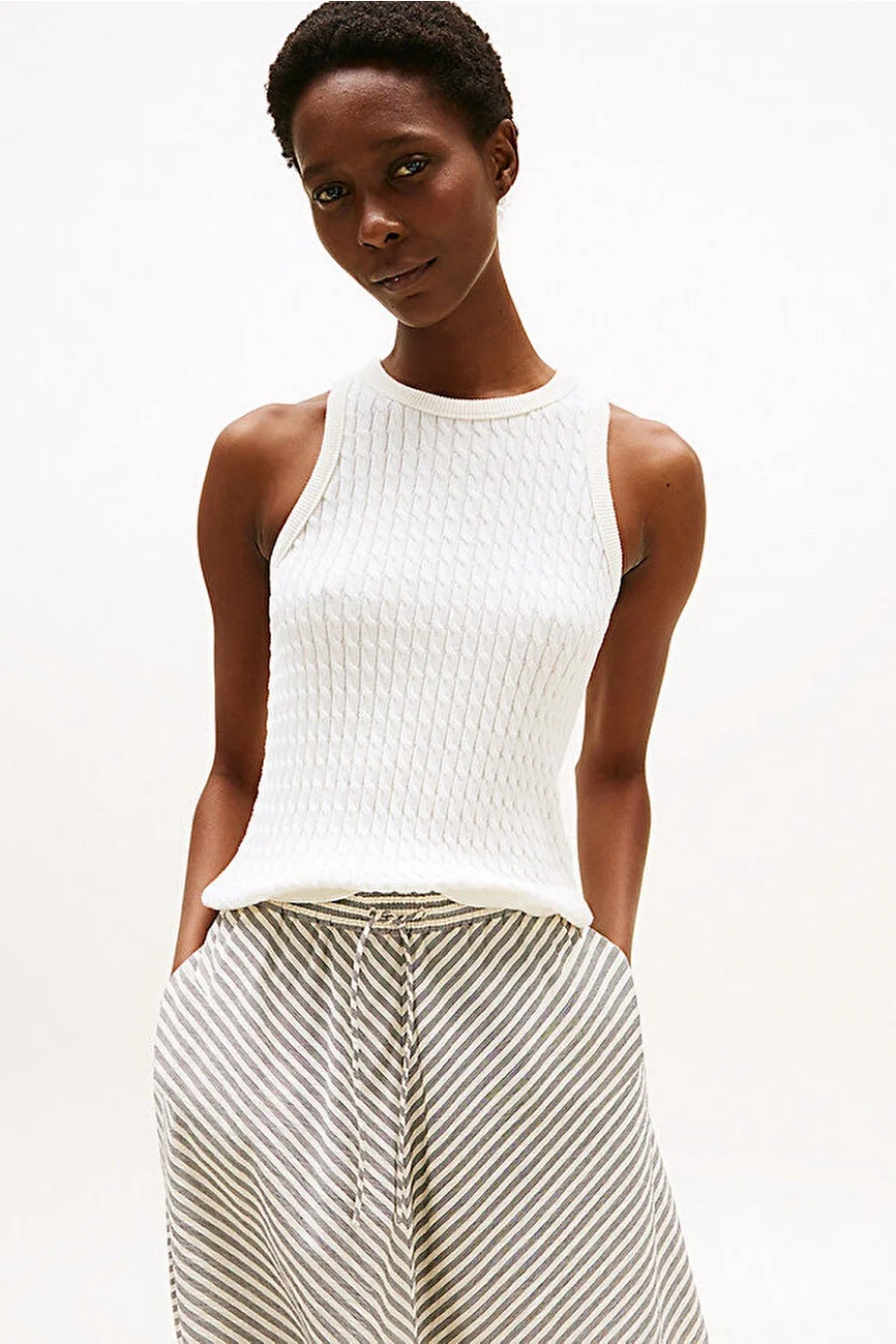 Tommy Hilfiger Kadın Pamuklu İnce Örgü Kolsuz Dar Kesim Beyaz  Triko  WW0WW45706YA8