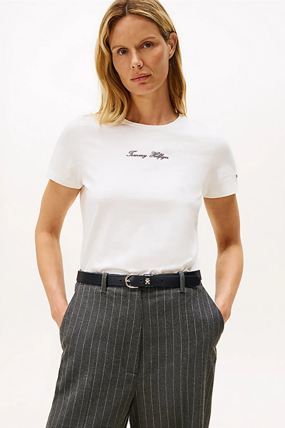 Tommy Hilfiger Klasik Yazı Baskılı Normal Kesim Kısa Kollu Kadın Beyaz T-shirt WW0WW47460YBL