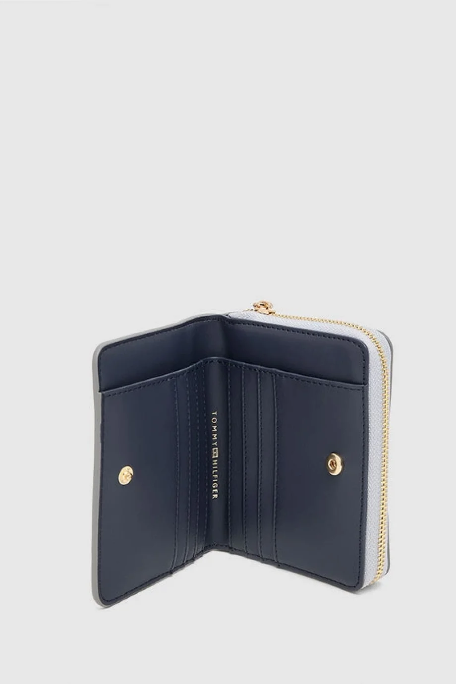 Tommy Hilfiger Orta Boy Fermuarlı Metalik Kapaklı Kadın Gri Cüzdan AW0AW18037PE6