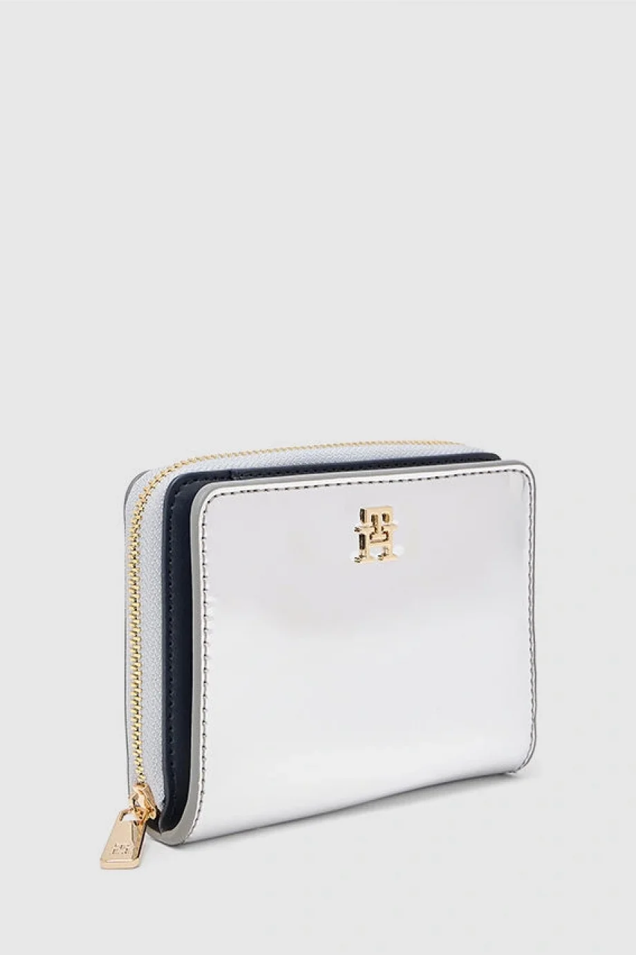 Tommy Hilfiger Orta Boy Fermuarlı Metalik Kapaklı Kadın Gri Cüzdan AW0AW18037PE6