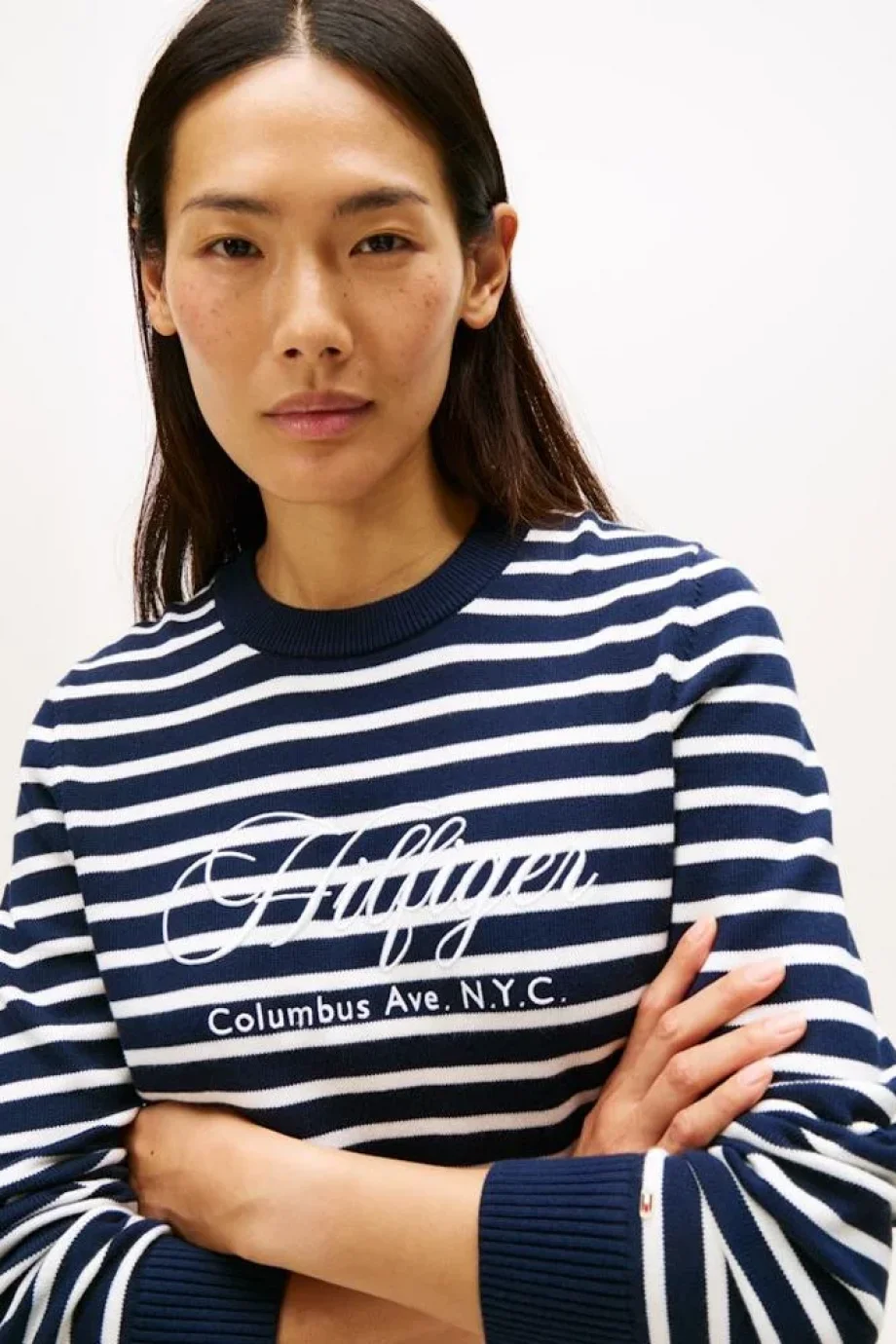 Tommy Hilfiger Pamuklu Penye Grafik Baskılı Bisiklet Yaka Uzun Kollu Kadın Mavi Kazak WW0WW473040BI