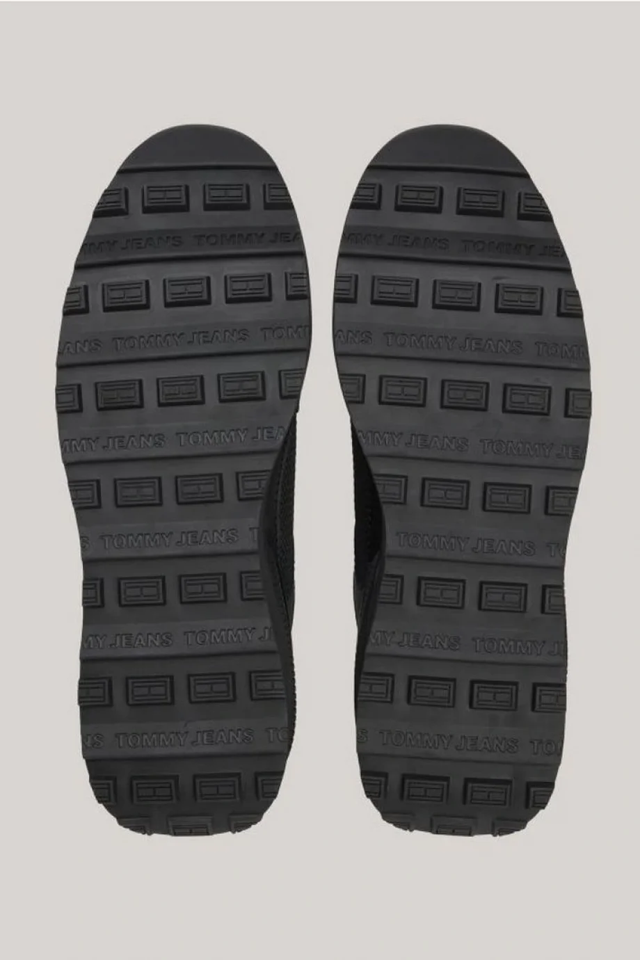 Tommy Hilfiger TJM TECHNICAL RUNNER ESS Erkek siyah Sneaker EM0EM01537BDS