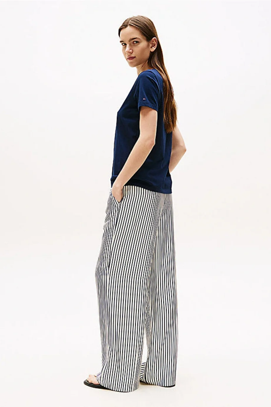 Tommy Hilfiger RWB Pike Bisiklet Yaka Kısa Kollu Kadın T-shirt WW0WW47310C1G